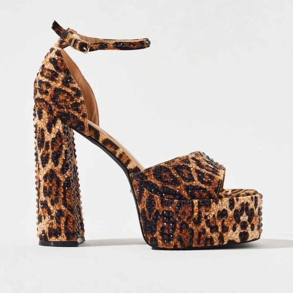 NWT Azalea Wang Leopard Wilmore Rhinestone Platform Heel